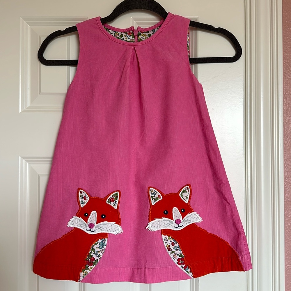 Mini Biden a beautiful dress 👗 size 4-5 Y, 110cm. 100% cotton,fully lined.